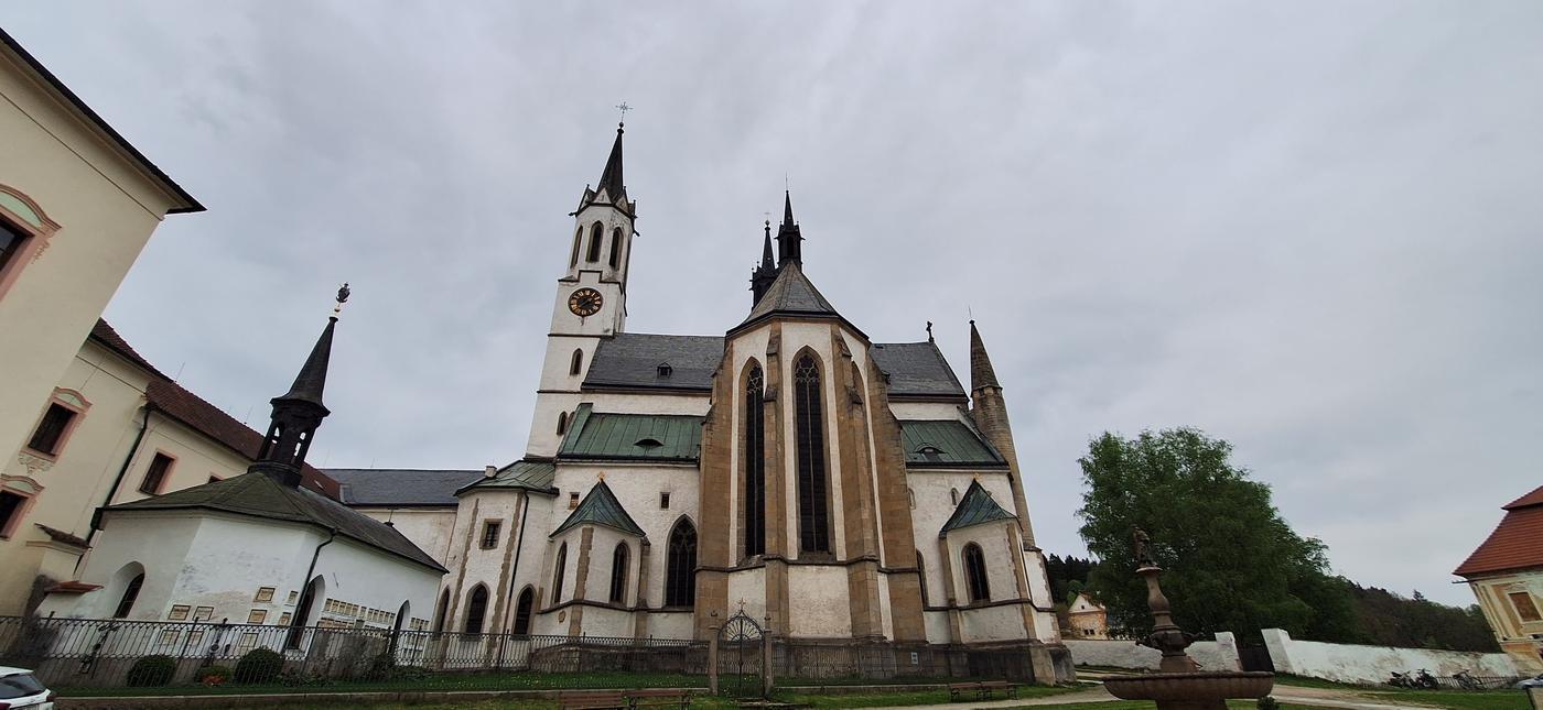 Kláštor vo Vyššom Brode