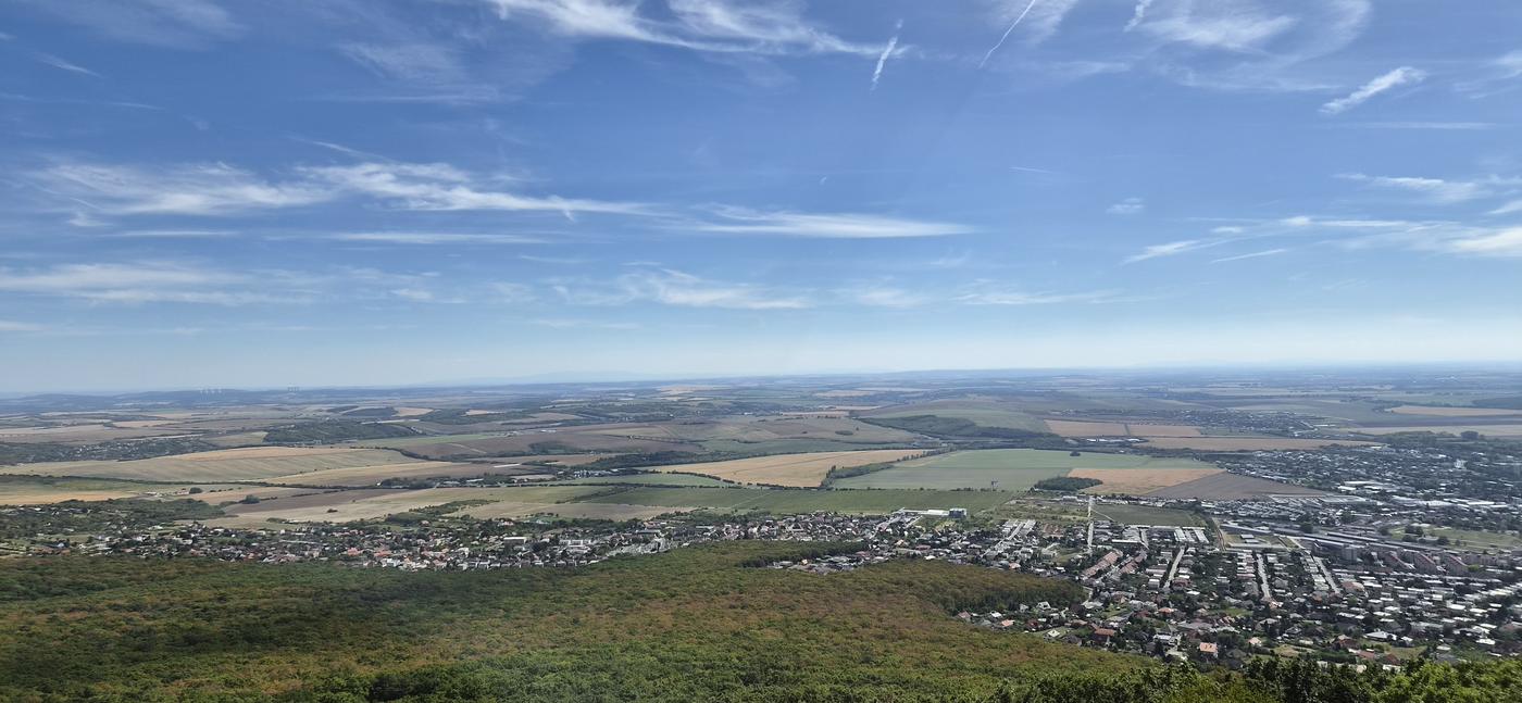 Nitra a rovina zo Zoborských vrchov